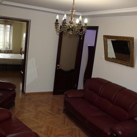 Chekin Imereti Kʼutʼaisi Exterior foto